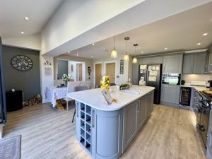 Photo 26- click for photo gallery